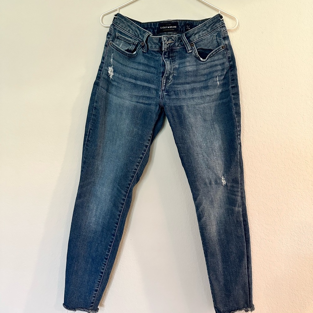 Size 6/28 Lucky Brand Skinny Jeans